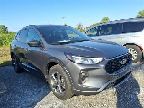 Used 2023 Ford Escape ST-Line w/ Tech Pack #1 image 5