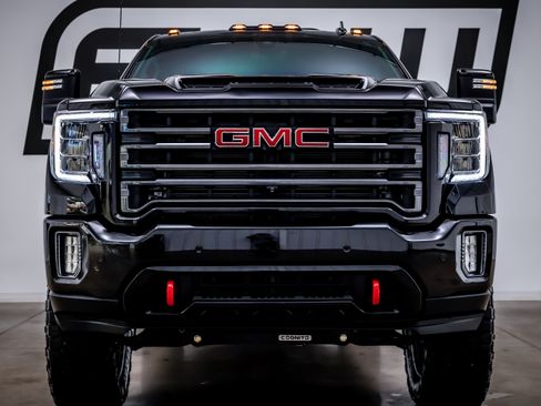 Used 2021 GMC Sierra 2500 AT4 w/ AT4 Premium Plus Package AWD/4WD image 4