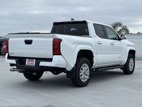 New 2026 Toyota Tacoma SR5 AWD/4WD image 13