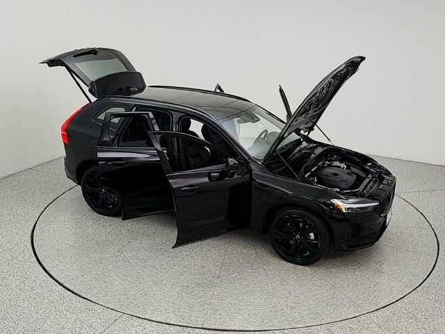 Used 2024 Volvo XC60 T8 Ultimate w/ Climate Package AWD/4WD image 59
