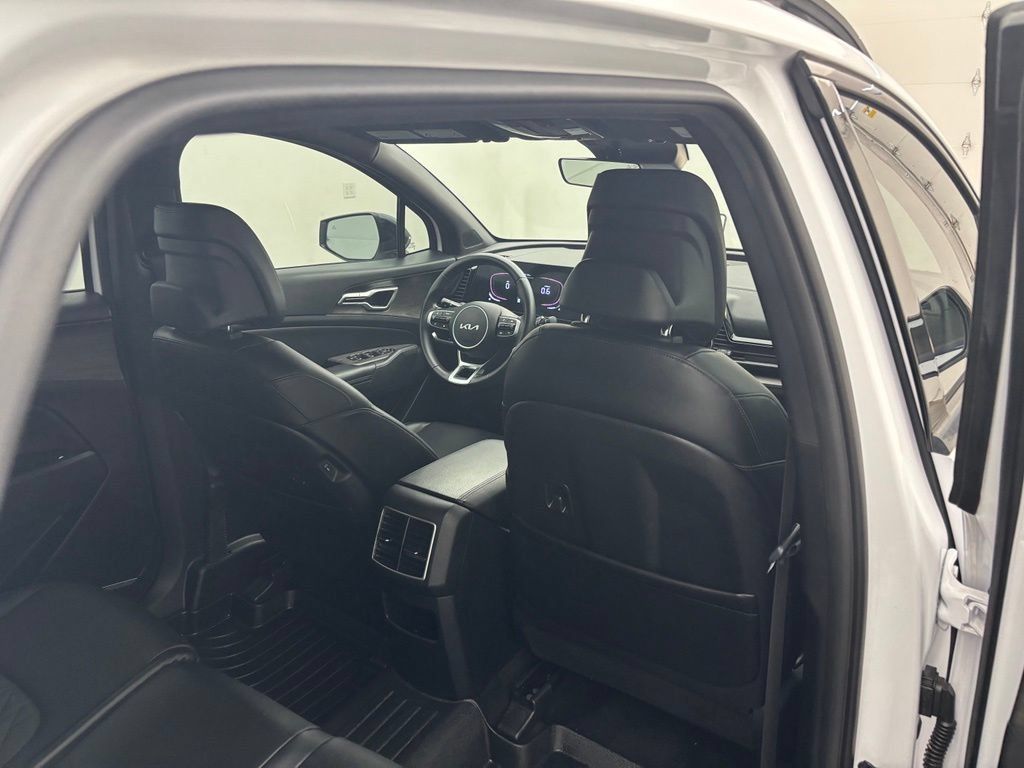 Used 2023 Kia Sportage X-Line AWD/4WD image 41