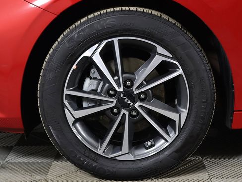 Used 2024 Kia Forte LXS image 19