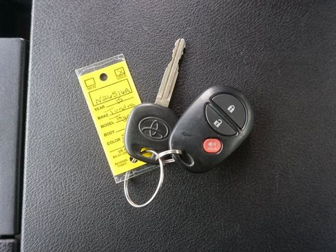 Used 2015 Toyota Tundra SR5 image 26