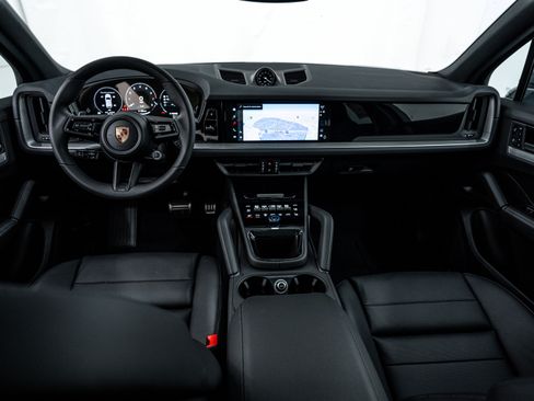 New 2026 Porsche Cayenne S image 12