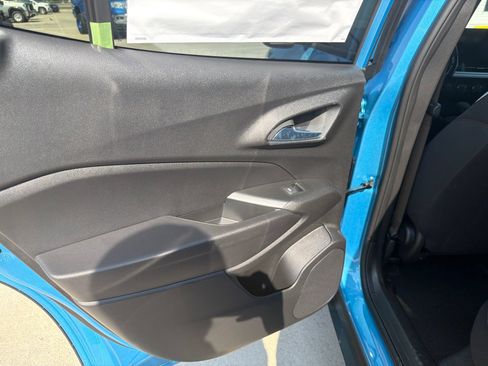 New 2026 Chevrolet Trax RS w/ Driver Confidence Package FWD image 14