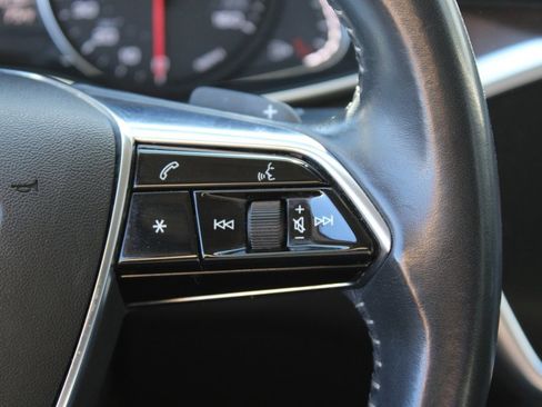 Used 2019 Audi A6 3.0T Premium w/ 20" Sport Package image 15