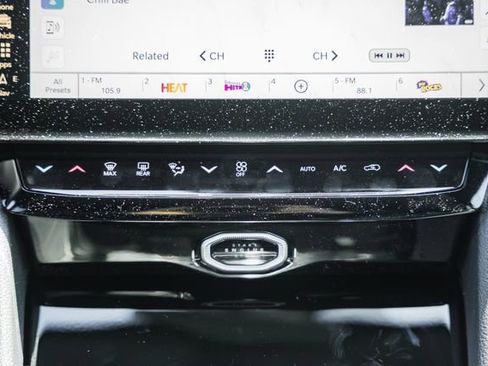 New 2026 Jeep Grand Cherokee L 4WD image 29