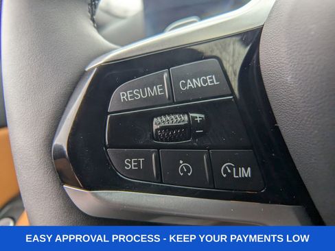 Used 2025 BMW 330i xDrive Sedan w/ Premium Package image 35