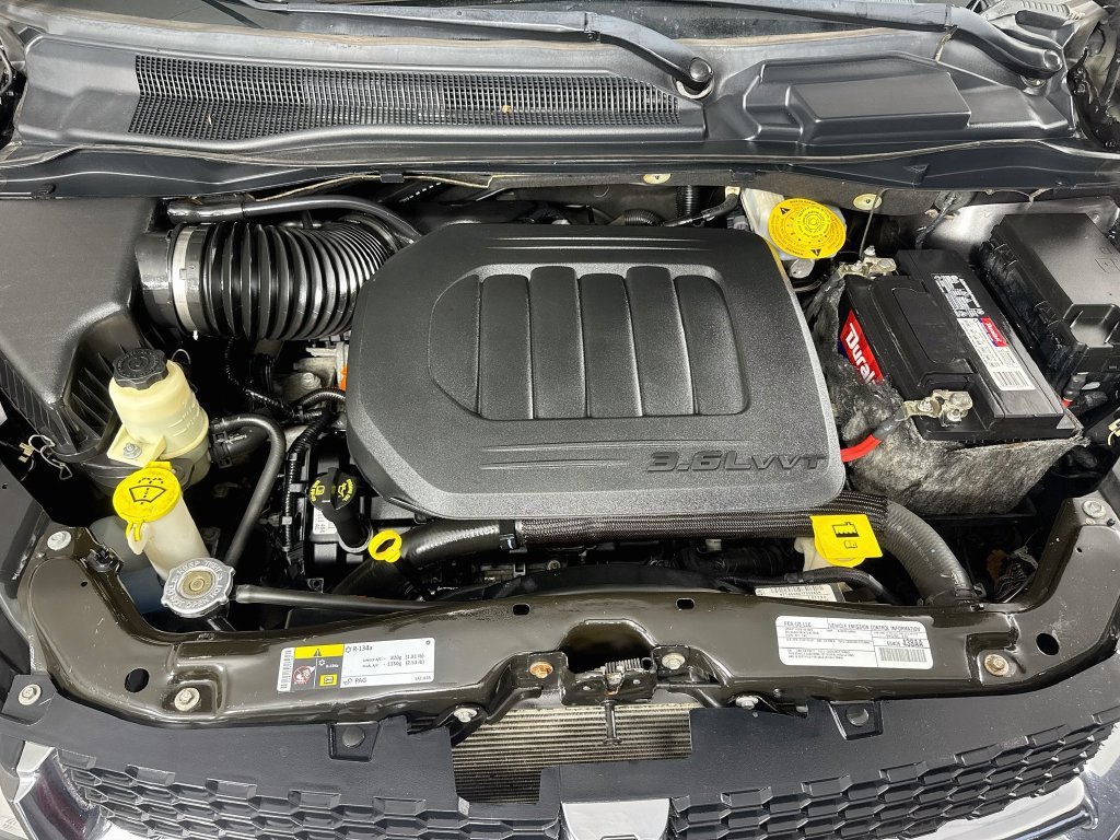 Used 2019 Dodge Grand Caravan SXT FWD image 35