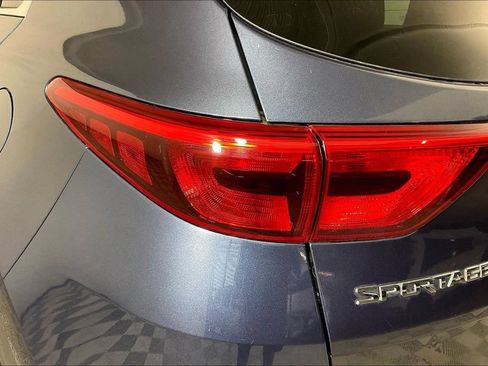 Used 2017 Kia Sportage LX AWD/4WD image 28