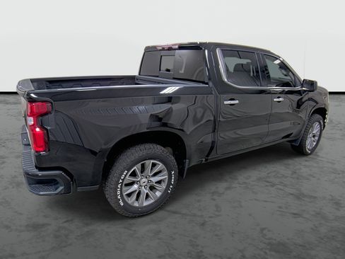 Used 2021 Chevrolet Silverado 1500 High Country w/ Technology Package image 4