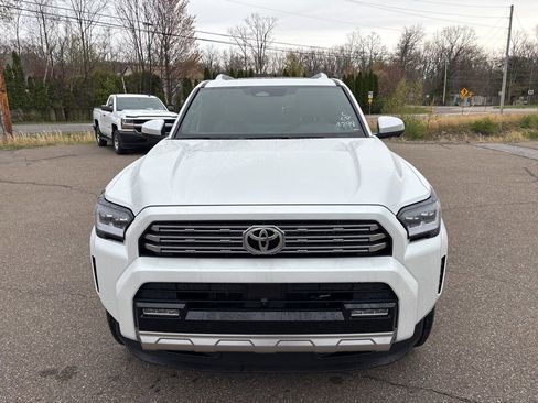 Used 2026 Toyota 4Runner Limited AWD/4WD image 9