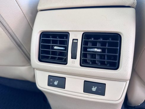 Used 2016 Subaru Outback 3.6R Limited image 25