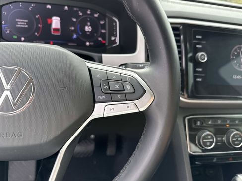 Used 2021 Volkswagen Atlas SEL image 33