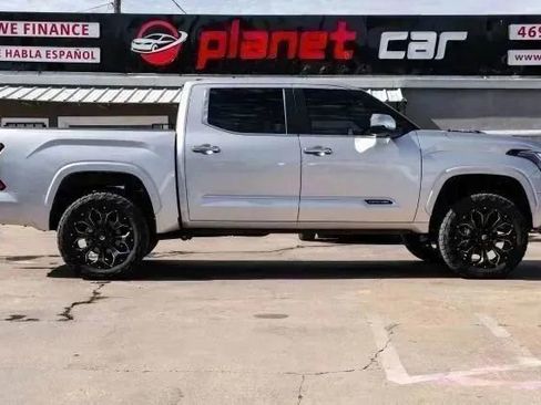 Used 2024 Toyota Tundra Capstone AWD/4WD image 12