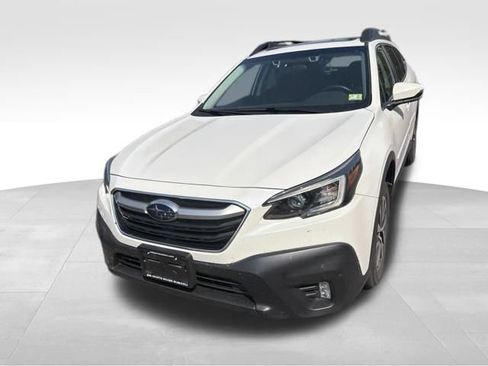 Used 2022 Subaru Outback Premium AWD/4WD image 2