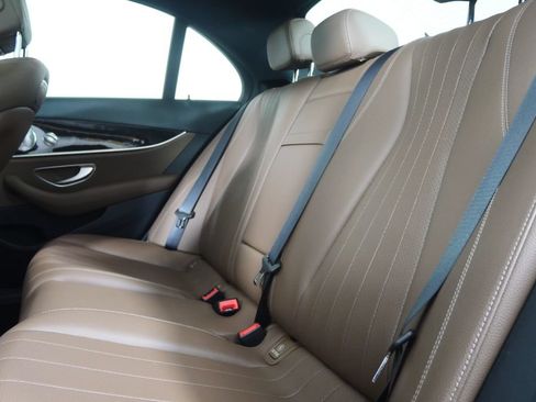 Used 2019 Mercedes-Benz E 300 image 15