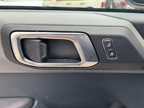 Used 2024 Ford Bronco Black Diamond image 13