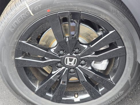 New 2026 Honda HR-V Sport image 16