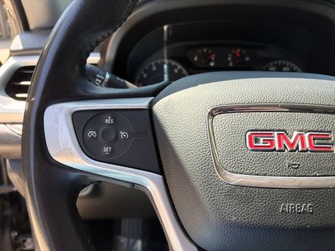 Used 2019 GMC Acadia SLE FWD image 21