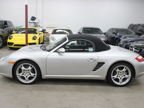 Used 2005 Porsche Boxster image 28