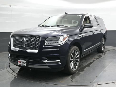 Used 2021 Lincoln Navigator L Reserve w/ Luxury Package AWD/4WD image 8