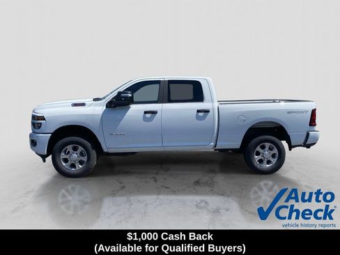 New 2026 RAM 2500 Big Horn AWD/4WD image 2