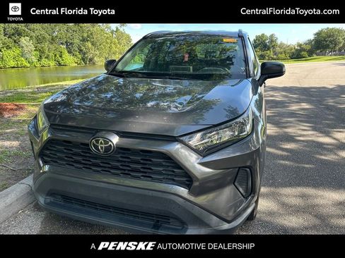 Used 2021 Toyota RAV4 LE FWD image 1