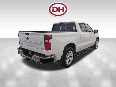 Used 2021 Chevrolet Silverado 1500 LTZ w/ LTZ Premium Package image 10