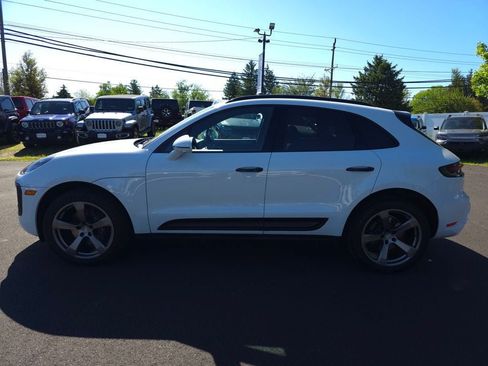 Used 2023 Porsche Macan Turbo AWD/4WD image 10