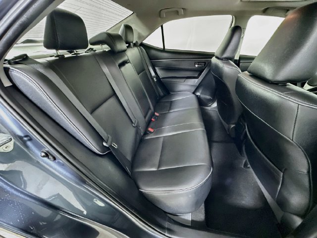 Used 2015 Toyota Corolla LE Premium FWD image 8