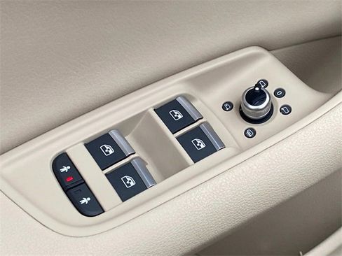 Used 2019 Audi Q7 2.0T Premium Plus w/ Premium Plus Package image 14