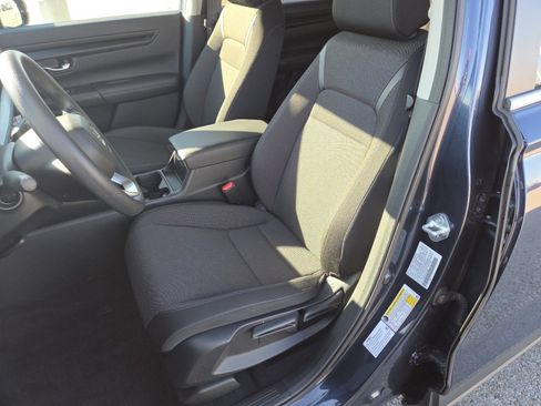 Used 2025 Honda CR-V LX image 23