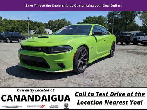 Used 2023 Dodge Charger Scat Pack image 5
