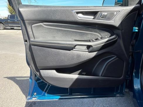 Used 2020 Ford Edge Titanium w/ Equipment Group 301A AWD/4WD image 5