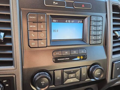 Used 2020 Ford F250 XL w/ Power Equipment Group image 21