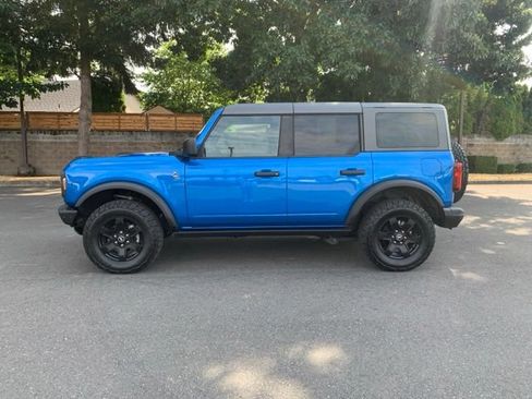 Used 2024 Ford Bronco Black Diamond AWD/4WD image 2