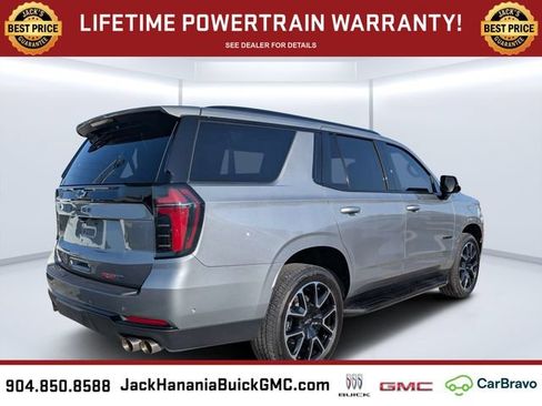 Used 2025 Chevrolet Tahoe RST RWD image 3