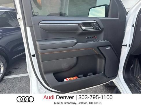 Used 2023 GMC Sierra 1500 AT4 w/ AT4 Premium Package AWD/4WD image 10
