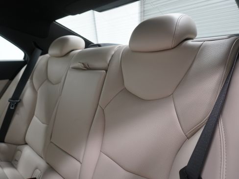 Used 2021 Cadillac CT4 Premium Luxury RWD image 12
