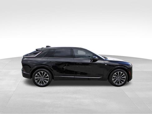 New 2027 Cadillac Lyriq Sport AWD/4WD image 5