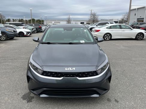 Used 2023 Kia Forte LXS image 12