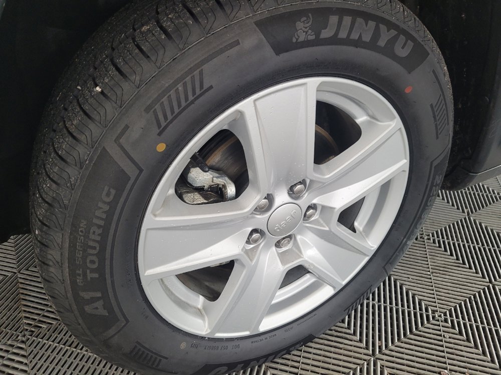 Used 2022 Jeep Compass Latitude w/ Convenience Group FWD image 31