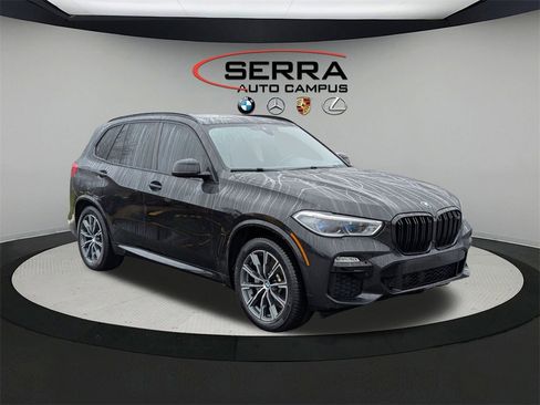 Used 2021 BMW X5 xDrive40i w/ M Sport Package image 11