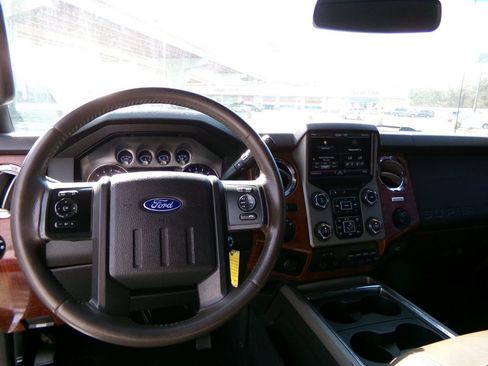 Used 2016 Ford F350 King Ranch w/ King Ranch w/Chrome Package image 10