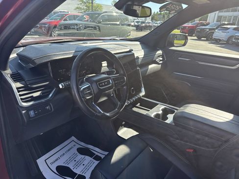 Certified 2024 GMC Acadia Elevation FWD image 10