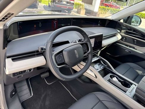 New 2025 Lincoln Nautilus Premier w/ Equipment Group 102A image 14