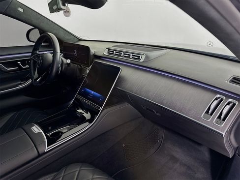 Used 2021 Mercedes-Benz S 580 4MATIC Sedan w/ AMG Line image 31