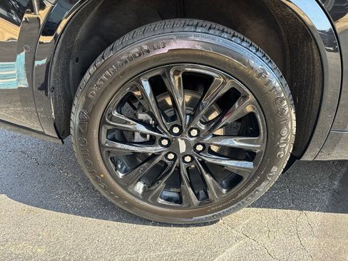Used 2022 Cadillac XT6 Premium Luxury w/ Technology Package AWD/4WD image 50