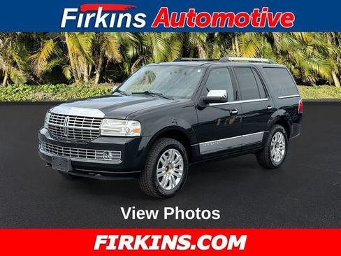 Used 2014 Lincoln Navigator 4WD image 1